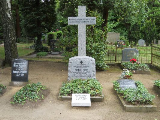 Alte Grabanlage restauriert